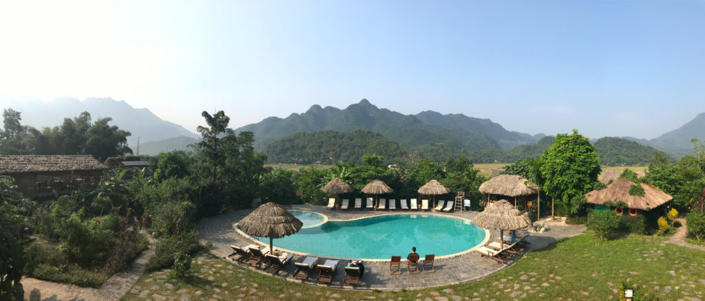 Mai Chau Ecolodge pool