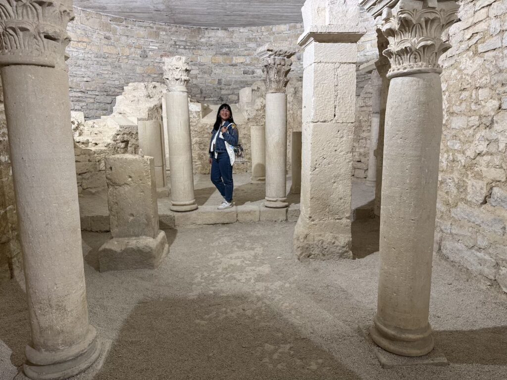 Anis de Flavigny - Caroligian Crypt