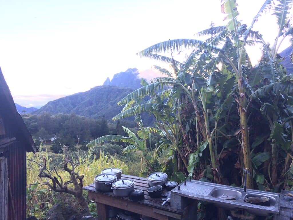 Cuisine ouverte à Marla Mafate